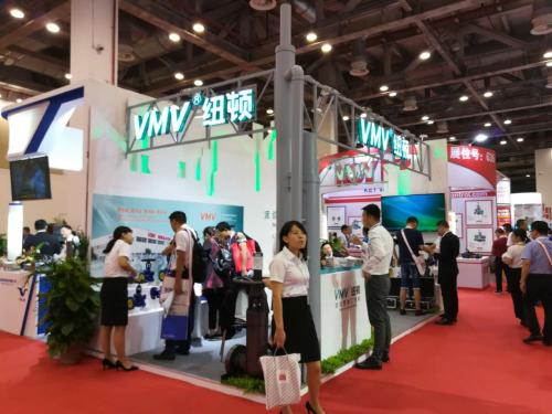 江苏阀协14家会员企业和知名阀企在阀门世界博览会上大展风采